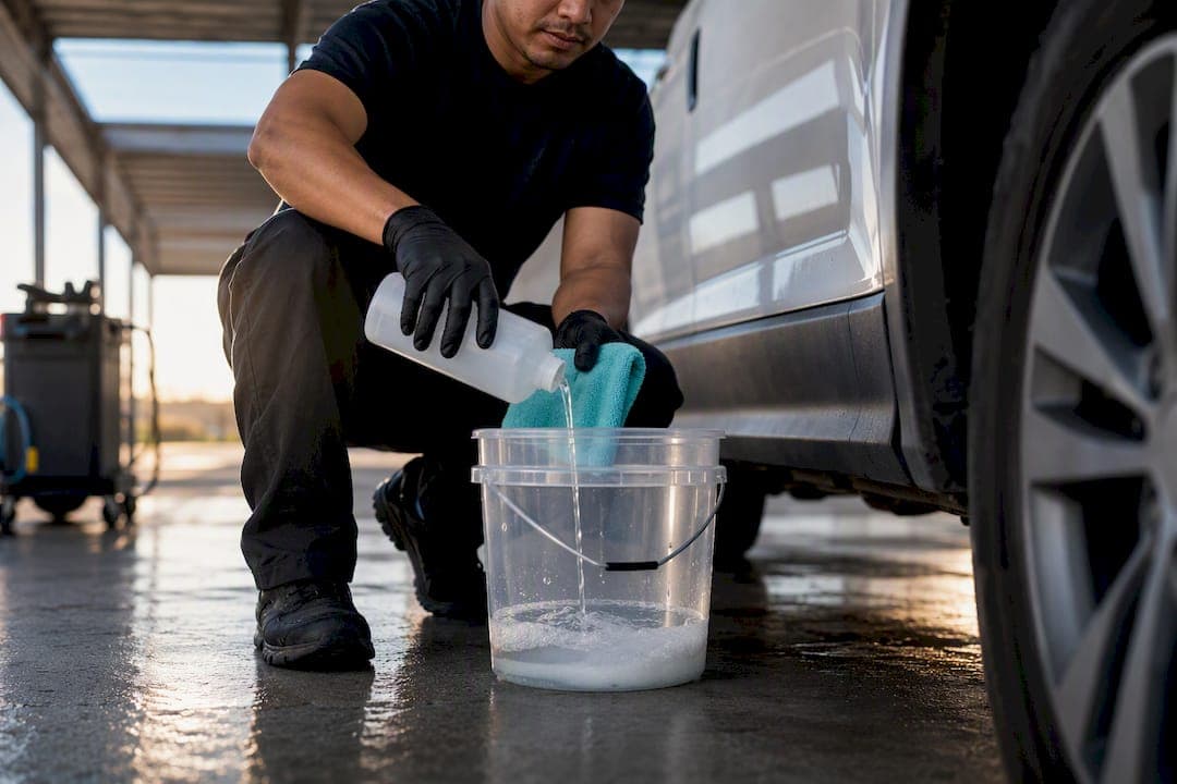 Save 60–90 Gallons: Biodegradable Car Detailing Products for Fleets