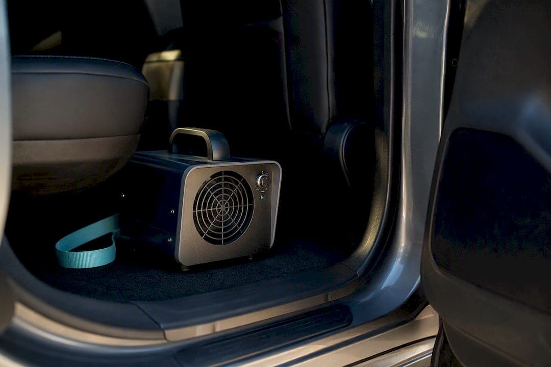 Safety First for Palm Beach Drivers: 6 Steps to Run Ozone in Your Car